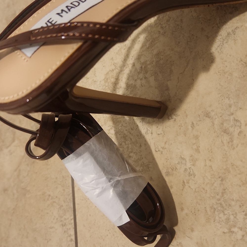 Steve Madden Brown Strappy Heels with Silver Chain - Picture 3 of 4